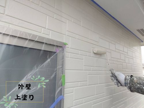 外壁の下塗り作業（合志市S様邸）