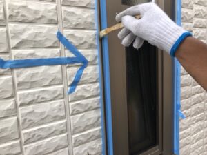 合志市A様邸 シーリング施工前のプライマー塗布